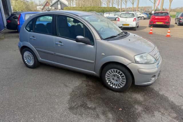 Citroën C3 (2006) thumbnail 3