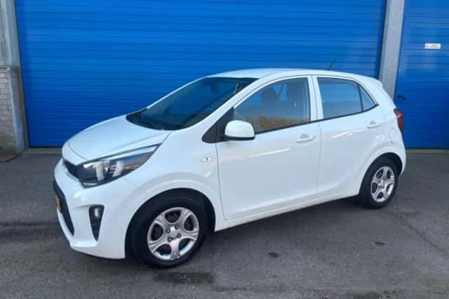 Kia Picanto (2018) thumbnail 2