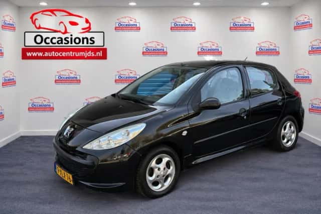 Peugeot 206+ (2009) thumbnail 1