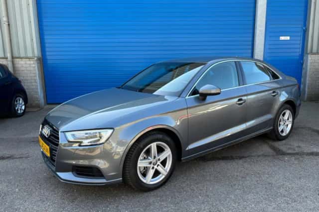 Audi A3 (2017) thumbnail 2