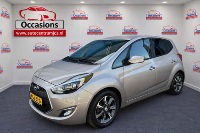 Hyundai ix20 (2017) thumbnail 1