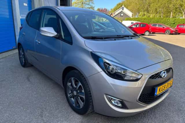 Hyundai ix20 (2017) thumbnail 4