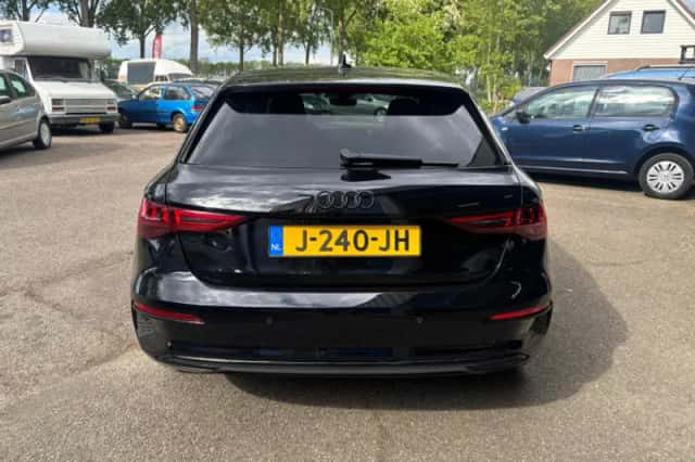 Audi A3 (2020) thumbnail 6
