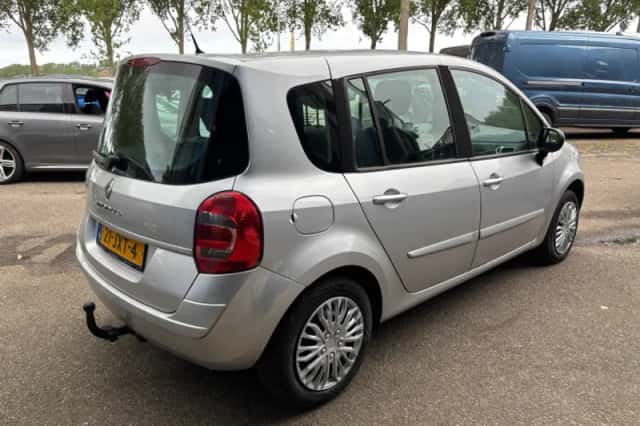 Renault Grand Modus (2009) thumbnail 5