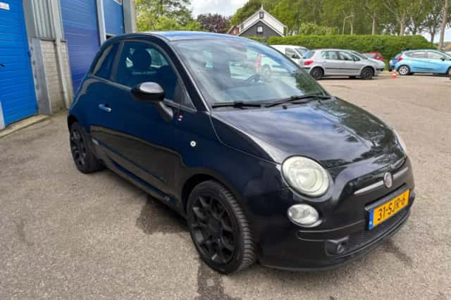 Fiat 500 (2011) thumbnail 4