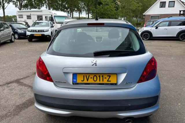 Peugeot 207 (2008) thumbnail 6