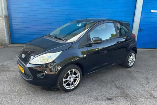 Ford Ka (2010) thumbnail 2