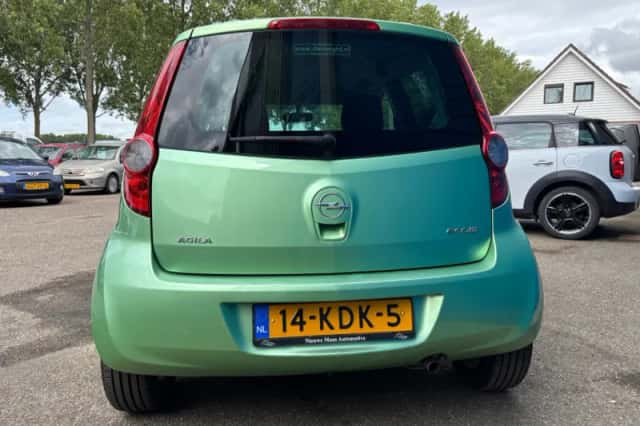 Opel Agila (2009) thumbnail 6