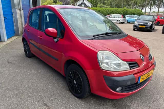 Renault Modus (2009) thumbnail 4