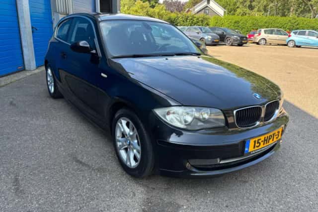 BMW 1-Serie (2009) thumbnail 4