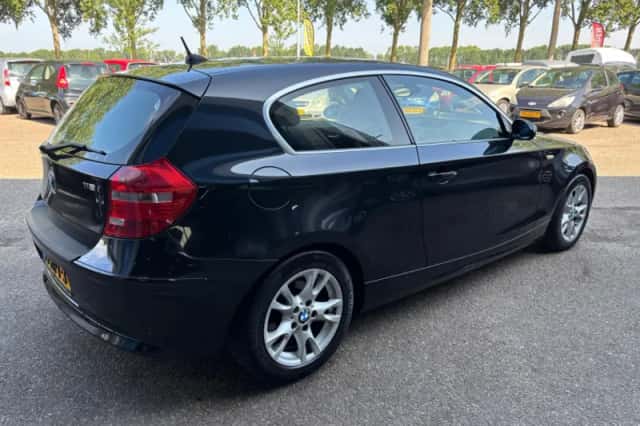 BMW 1-Serie (2009) thumbnail 5