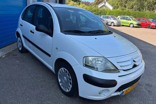 Citroën C3 (2009) thumbnail 4
