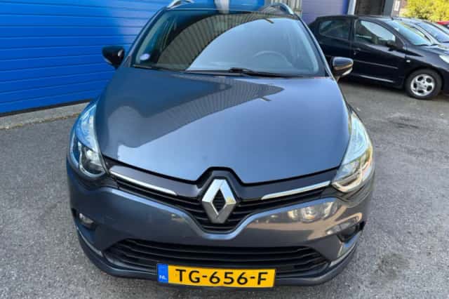 Renault Clio (2018) thumbnail 3