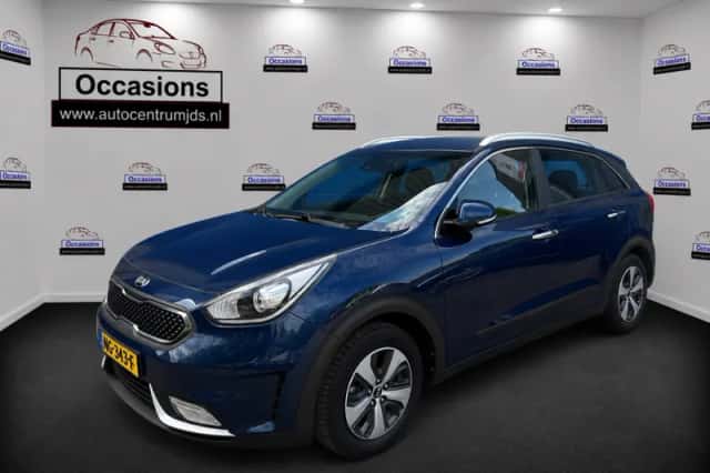 Kia Niro (2017) thumbnail 1
