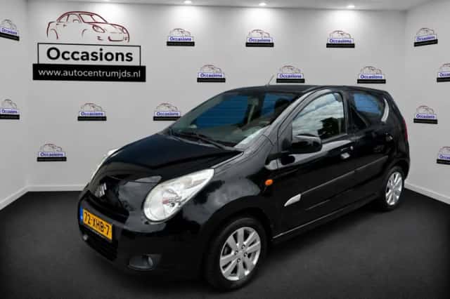 Suzuki Alto (2012) thumbnail 1