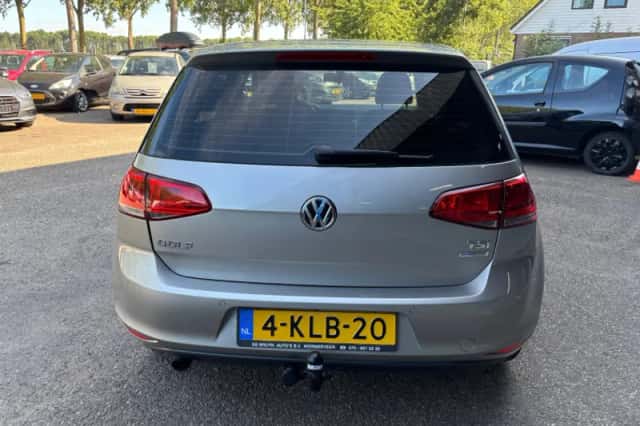 Volkswagen Golf (2013) thumbnail 6