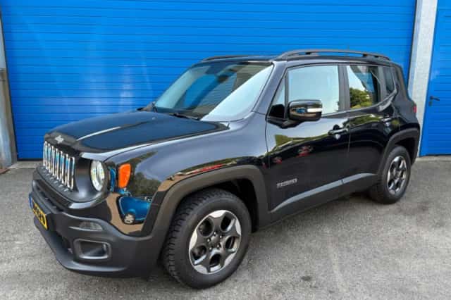 Jeep Renegade (2017) thumbnail 2