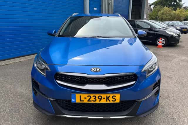 Kia XCeed (2021) thumbnail 3