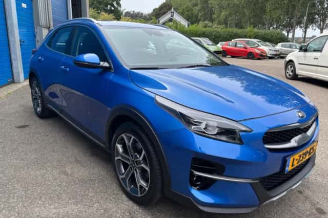 Kia XCeed (2021) thumbnail 4
