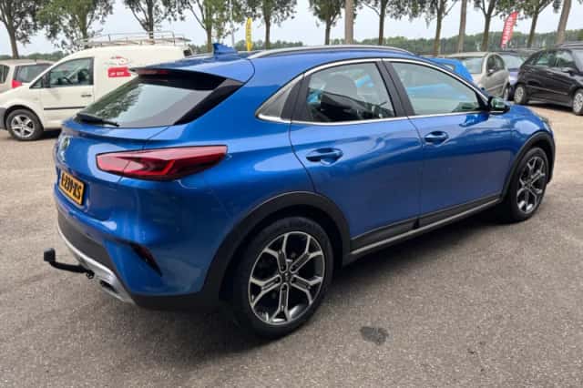Kia XCeed (2021) thumbnail 5