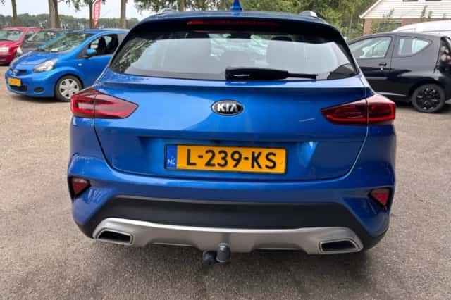 Kia XCeed (2021) thumbnail 6
