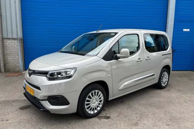 Toyota Proace (2020) thumbnail 2