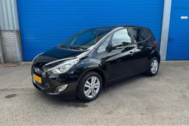 Hyundai ix20 (2012) thumbnail 2