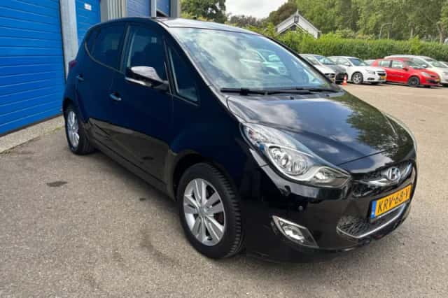 Hyundai ix20 (2012) thumbnail 4