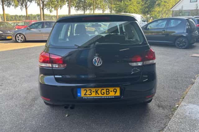Volkswagen Golf (2009) thumbnail 6