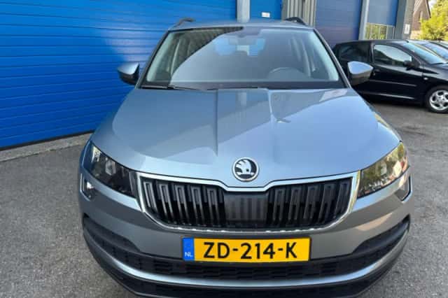 Škoda Karoq (2019) thumbnail 3