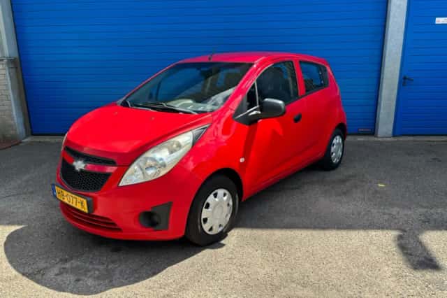 Chevrolet Spark (2012) thumbnail 2