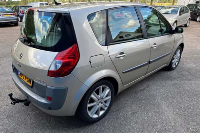 Renault Scénic (2007) thumbnail 5