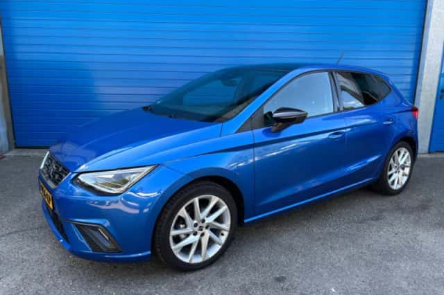 SEAT Ibiza (2022) thumbnail 2