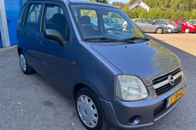 Opel Agila (2006) thumbnail 4