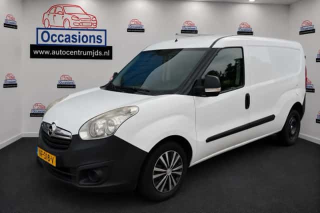 Opel Combo (2013) thumbnail 1