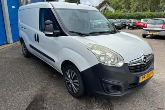 Opel Combo (2013) thumbnail 4
