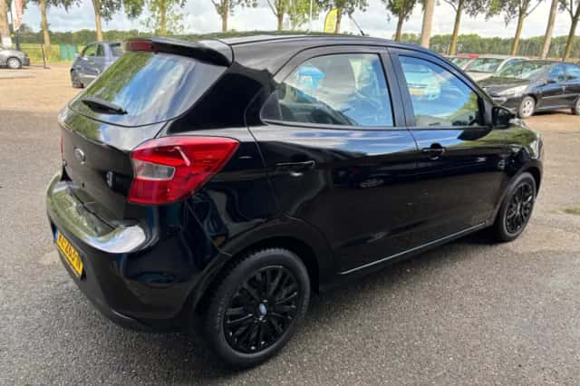 Ford Ka+ (2018) thumbnail 5