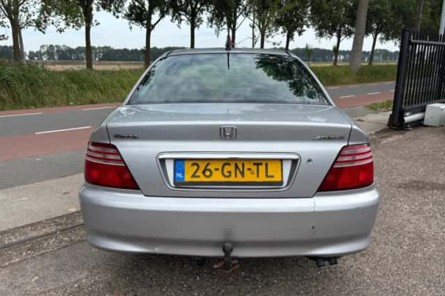 Honda Accord (2001) thumbnail 5