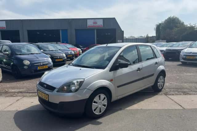 Ford Fiesta (2007) thumbnail 1