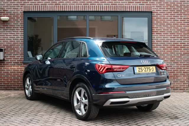 Audi Q3 (2019) thumbnail 2