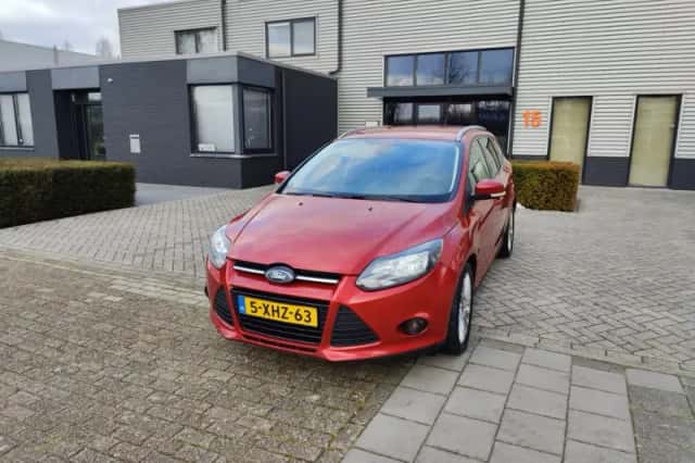 Ford Focus (2011) thumbnail 1