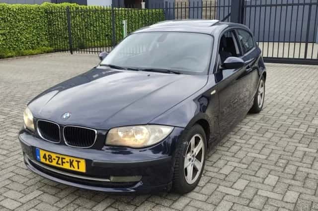 BMW 1-Serie (2008) thumbnail 2