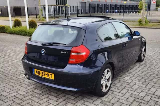 BMW 1-Serie (2008) thumbnail 3