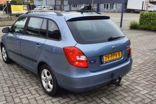 Škoda Fabia (2011) thumbnail 5