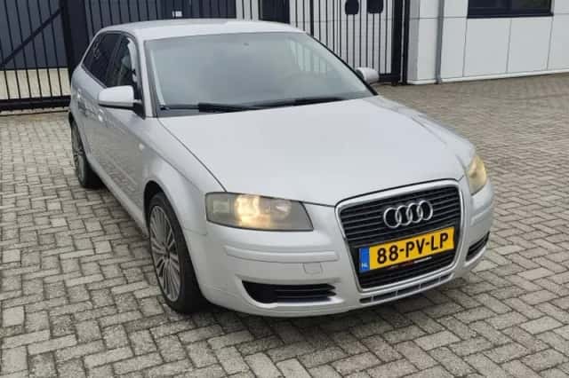 Audi A3 (2005) thumbnail 4