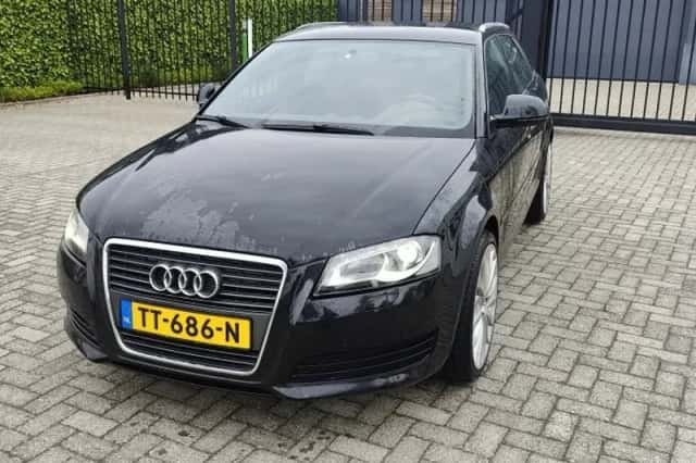 Audi A3 (2010) thumbnail 1