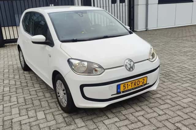 Volkswagen Up! (2012) thumbnail 2
