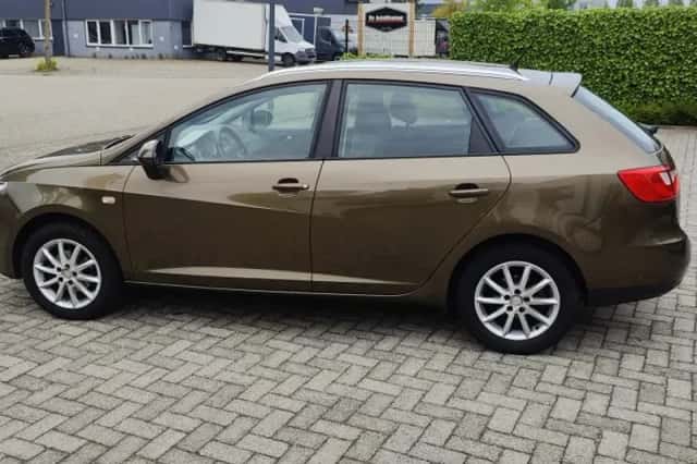 SEAT Ibiza (2011) thumbnail 6