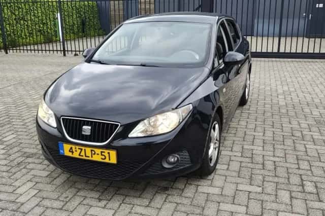 SEAT Ibiza (2012) thumbnail 1