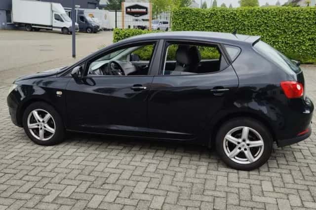 SEAT Ibiza (2012) thumbnail 6